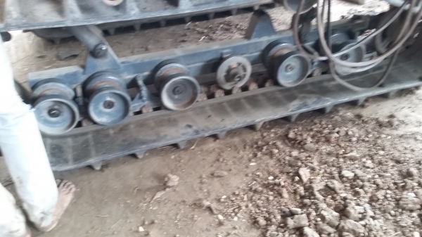 ขายรถเกี่ยวนวดคูโบต้า DC95GM