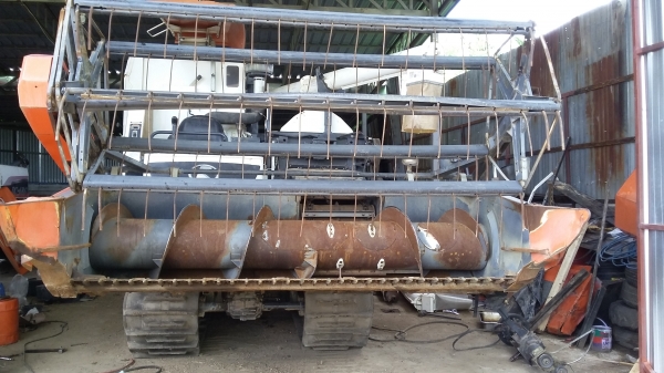 ขายรถเกี่ยวนวดคูโบต้า DC95GM