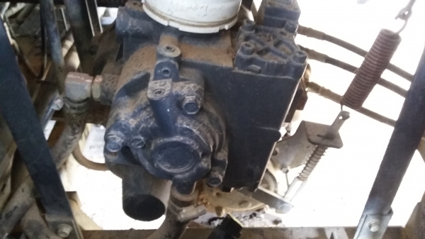 ขายรถเกี่ยวนวดคูโบต้า DC95GM