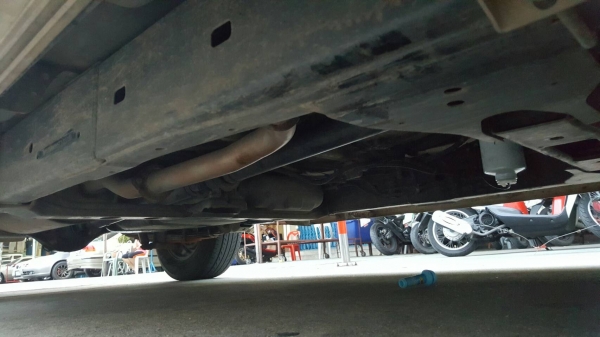 รถมือเดียว 2500SLX ตัวท็อปสุด ไฟซีนอน ใช้น้อย เข้าศูนย์ตลอด