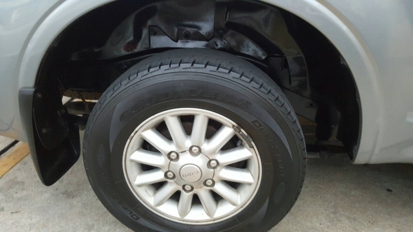 รถมือเดียว 2500SLX ตัวท็อปสุด ไฟซีนอน ใช้น้อย เข้าศูนย์ตลอด รถมือเดียว 2500SLX ตัวท็อปสุด ไฟซีนอน ใช้น้อย เข้าศูนย์ตลอด