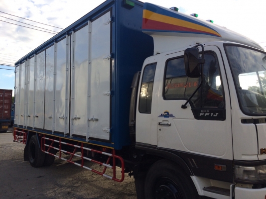 ขาย Hino FF1J 6 ล้อ ตู้10 บาน เครื่อง jo8c 210 แรง รถห้างเดิมๆ