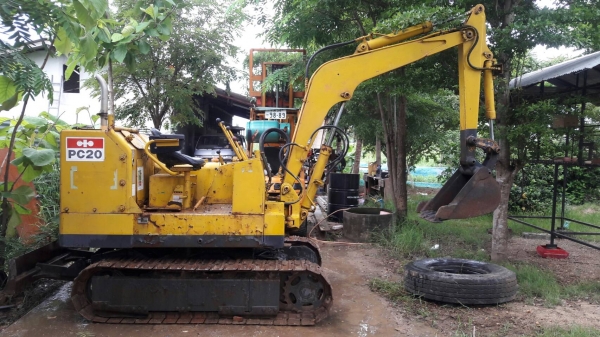 ขายแบคโฮKOMATSU PC20-1 มีผานดัน