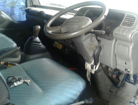 หกล้อ ดั้ม อีซูชุ NPR120ปี43ช่วงยาว4.30ม ดั้มได้ สภาพดีสวยเดิมๆพร้อมใช้งาน ทะเบียนพร้อมโอน