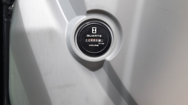 KOBELCO SK200-8 SUPER X รถพร้อมใช้งาน KOBELCO SK200-8 SUPER X รถพร้อมใช้งาน