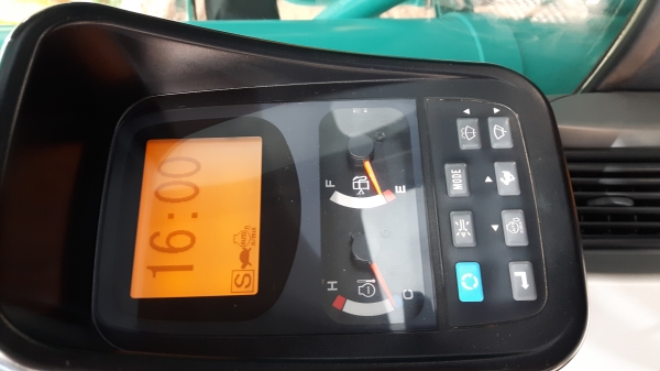 KOBELCO SK200-8 SUPER X รถพร้อมใช้งาน KOBELCO SK200-8 SUPER X รถพร้อมใช้งาน