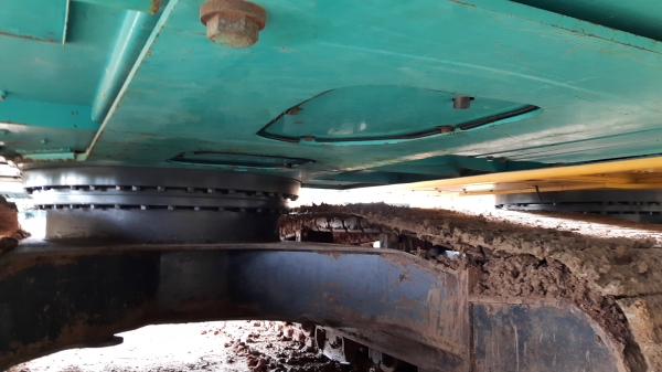 KOBELCO SK200-8 SUPER X รถพร้อมใช้งาน KOBELCO SK200-8 SUPER X รถพร้อมใช้งาน