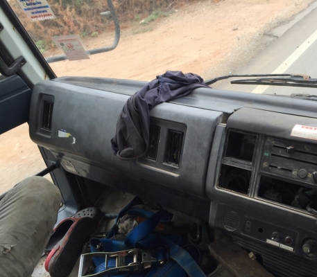 หกล้อ อีซูชุ ร็อค FSR11H 6BD1-165แรง ติดเครน TANADO 3ตัน 3ปอก 2ชัก ช่วงยาว5.80ม สภาพดีพร้อมใช้ ทะเบียนพร้อมโอน