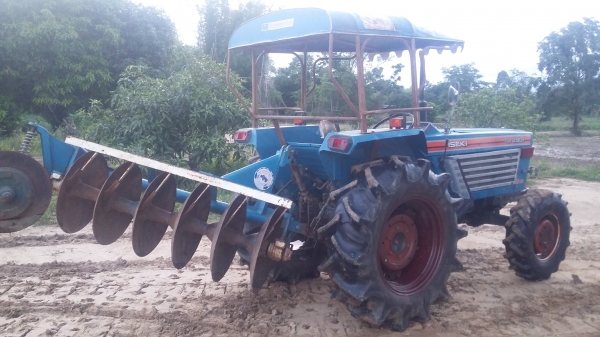 ขอบคุณลุงมาโนชจาก จ.อุทัยธานีครับ ขายรถไถอิซากิ TL2901 ขับเคลื่อน4ล้อ พวงมาลัยเพาเวอร์ สวยๆพร้อมผาน6พร้อมใช้งาน ขอบคุณลุงมาโนชจาก จ.อุทัยธานีครับ ขายรถไถอิซากิ TL2901 ขับเคลื่อน4ล้อ พวงมาลัยเพาเวอร์ สวยๆพร้อมผาน6พร้อมใช้งาน