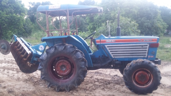 ขอบคุณลุงมาโนชจาก จ.อุทัยธานีครับ ขายรถไถอิซากิ TL2901 ขับเคลื่อน4ล้อ พวงมาลัยเพาเวอร์ สวยๆพร้อมผาน6พร้อมใช้งาน ขอบคุณลุงมาโนชจาก จ.อุทัยธานีครับ ขายรถไถอิซากิ TL2901 ขับเคลื่อน4ล้อ พวงมาลัยเพาเวอร์ สวยๆพร้อมผาน6พร้อมใช้งาน