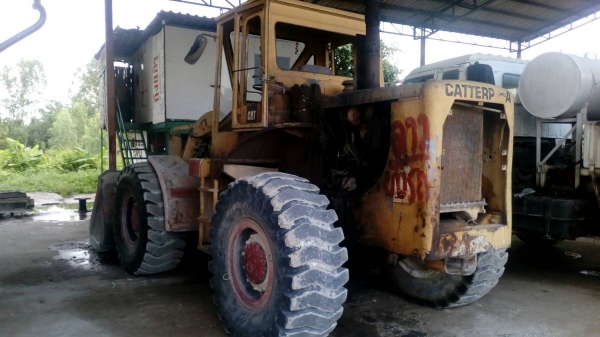 ขายด่วน รถตัก CAT950  ดั้มเบรค สภาพพร้อมใช้งาน เครื่องปั้มแรงดี รถทำงานปกติ เอกสารสัญญาซื้อขาย