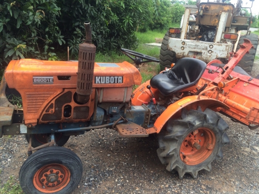 ขายรถไถ KUBOTA B6001E พร้อมโรตารี่ นำเข้าจากประเทศญี่ปุ่น สนใจติดต่อ 081-948-5494