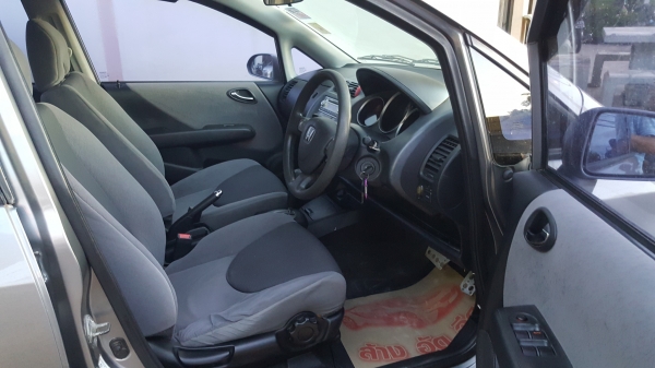 ขาย Honda Jazz auto ปี48 สวยๆ ครับผม