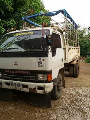 ฝากขายรถ6ล้อดั้ม มิตซู 115 แรง สภาพพร้อมใช้ ขอขอบคุณครับ