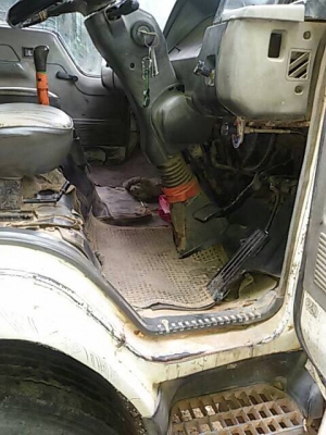 ฝากขายรถ6ล้อดั้ม มิตซู 115 แรง สภาพพร้อมใช้ ขอขอบคุณครับ