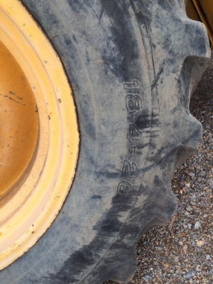 รถตักล้อยางหลังขุด JCB 3CX สภาพพร้อมใช้