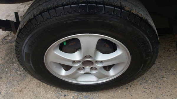 ขายรถที่บ้านด่วนสวยพร้อมใช้ฟูลอ๊อฟชั่นไฟฟ้าทั้งคัน ประหยัด ทนทาน