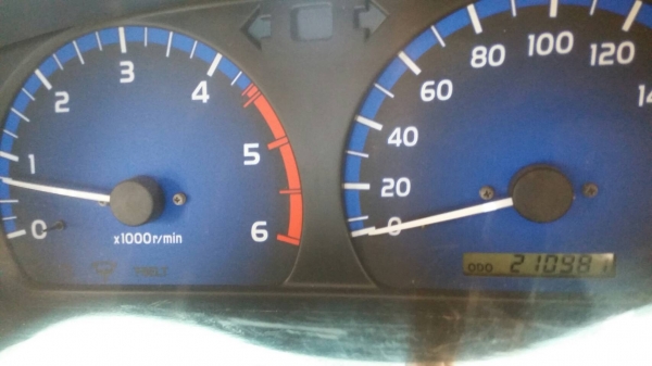 ขายรถที่บ้านด่วนสวยพร้อมใช้ฟูลอ๊อฟชั่นไฟฟ้าทั้งคัน ประหยัด ทนทาน