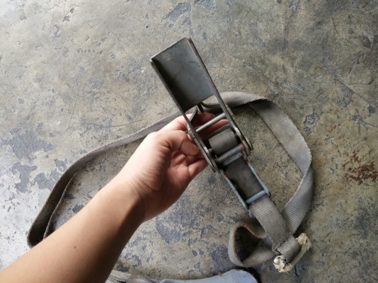 สายรัด สิ่งของ