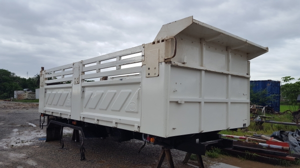 ขาย กระบะดั้มสามมิตร