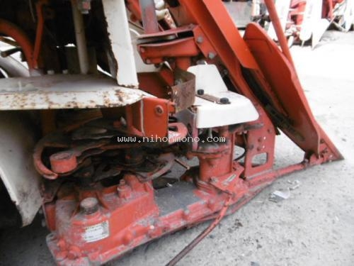 ขายรถเกี่ยวข้าวเดินตาม KUBOTA HF50 รหัสสินค้า : 80803377 www.nihonmono.com ขายรถเกี่ยวข้าวเดินตาม KUBOTA HF50 รหัสสินค้า : 80803377 www.nihonmono.com