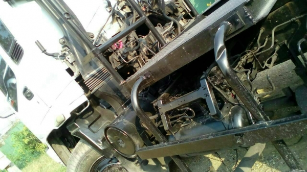 ขายรถบรรทุก 10 ล้อหัวลาก ISUZU DECA 270 แรงม้าปี 2545 ราคา 1000000