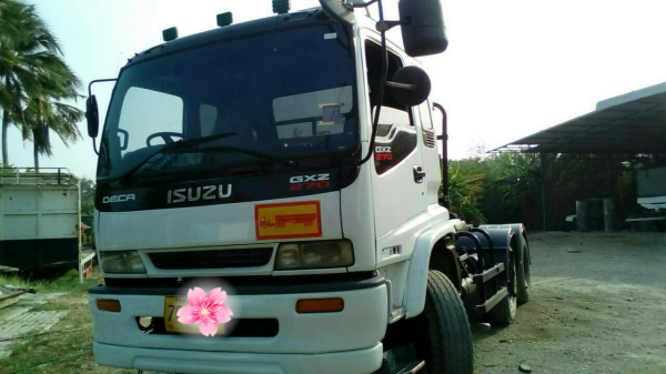 ขายรถบรรทุก 10 ล้อหัวลาก ISUZU DECA 270 แรงม้าปี 2545 ราคา 1000000