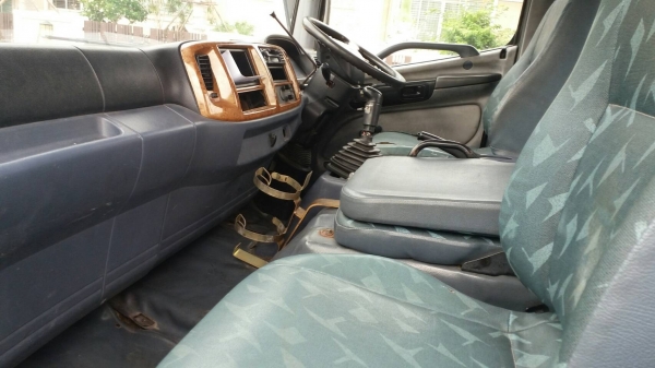 ขายรถบรรทุก 10 ล้อหัวลาก HINO FM1JKPA 260 แรงม้าปี 2548 ราคา 860000