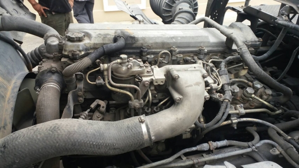 ขายรถบรรทุก 10 ล้อหัวลาก HINO FM1JKPA 260 แรงม้าปี 2548 ราคา 860000