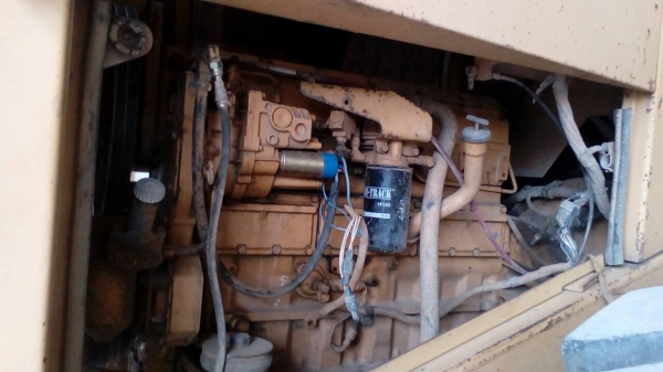 ขายรถตักล้อยาง CAT 950 F ไม่มีเอกสาร ราคา 900000