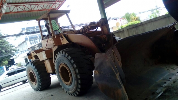 ขายรถตักล้อยาง CAT 950 F ไม่มีเอกสาร ราคา 900000