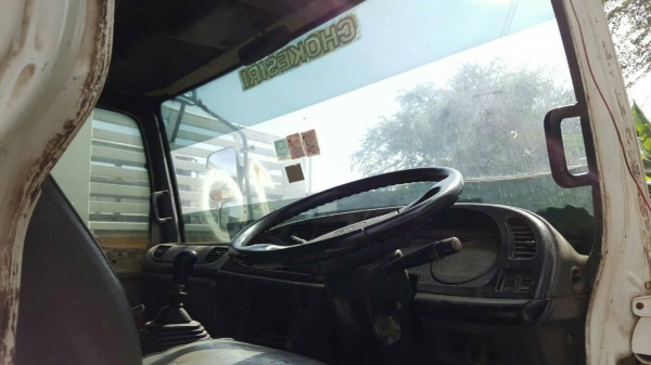 ขายรถบรรทุก 10 ล้อหัวลาก ISUZU DECA 320 แรงม้าปี 2549 ใช้เชื้อเพลิงก๊าซ ราคา 950000 ขายรถบรรทุก 10 ล้อหัวลาก ISUZU DECA 320 แรงม้าปี 2549 ใช้เชื้อเพลิงก๊าซ ราคา 950000