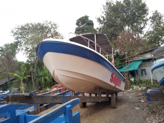 ขายเรือเร็วf24พร้อมเครื่องซูซูกิ150แรงหัวชีดพร้อมลงน้ำ