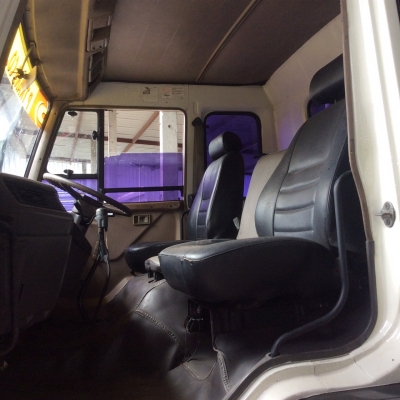 10ล้อMISSUBISHI  FUSO (ไอ้หลงFN527 หัวลาก 2เพลา) เครื่อง 220 แรงแท้  เทอร์โบ เกียร์10 สปีด ยางดี ครัทชีสวยจัด รถเดิม ยางดีทุกเส้น พร้อมใช้งานราคา 600,000 บาท ศุภากร 081-1903107 , 081-4252943.