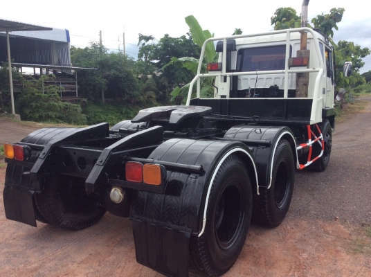 10ล้อMISSUBISHI  FUSO (ไอ้หลงFN527 หัวลาก 2เพลา) เครื่อง 220 แรงแท้  เทอร์โบ เกียร์10 สปีด ยางดี ครัทชีสวยจัด รถเดิม ยางดีทุกเส้น พร้อมใช้งานราคา 600,000 บาท ศุภากร 081-1903107 , 081-4252943.
