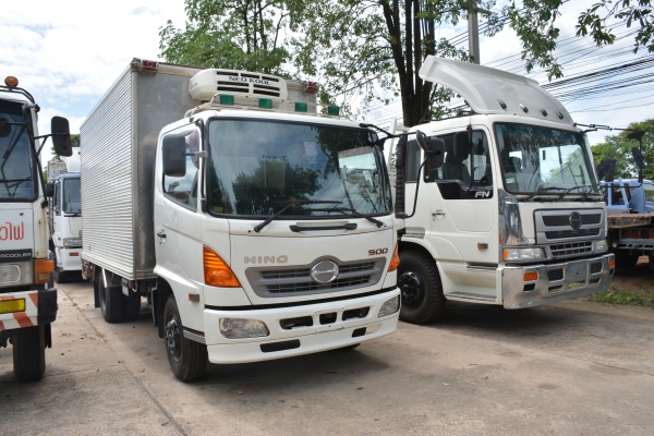 HINO MEGA FC9J 150 hp  ตู้บรรทุกมีเครื่องทำความเย็น ยาว 4.30 m