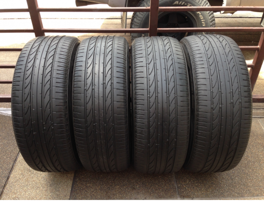 ยาง Bridgestone 265 60 18 ปลายปี14 ดอกเยอะ ราคาไม่แพง