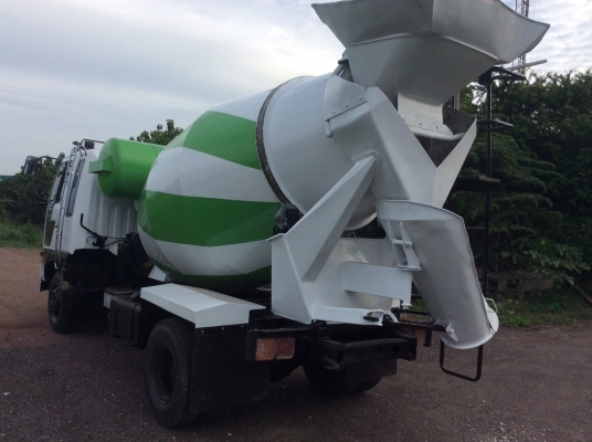 HINO 6 ล้อ รถโม่ปูน( 4 คิว)เครื่อง 195 แรง เบครจิ๊ฟฟี่ พวงมาลัเพาเวอร์ เครื่องดี ยางดี  ครัทซีสวย รถพร้อมใช้ เล่มทะเบียนพร้อมโอน ขาย 750,000 บาท ศุภากร 081-1903107 , 081-4252943