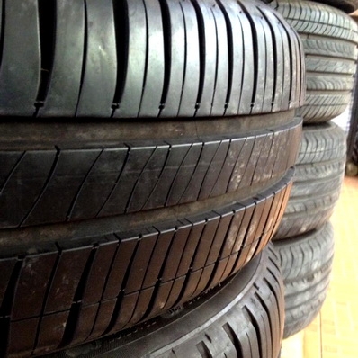 ยางชุดสวย 185 65 15 ปี 13