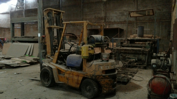 รถยกของ2คัน