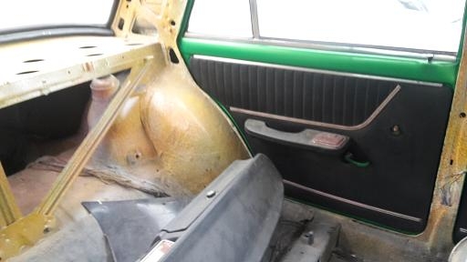 ขายทุกชิ้นส่วน เฟียต124 มีทะเบียน สีทำใหม่ ช่วงล่างดิส4ล้อ ถูกๆ 18,000 บาท 0863289955 ขายทุกชิ้นส่วน เฟียต124 มีทะเบียน สีทำใหม่ ช่วงล่างดิส4ล้อ ถูกๆ 18,000 บาท 0863289955