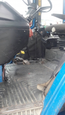 FORD 5610 ( 2เพลาคาราโร่ ) ยางดี แอร์เย็น มีเล่มทะเบียนพร้อมอุปกรณ์ตามรูป