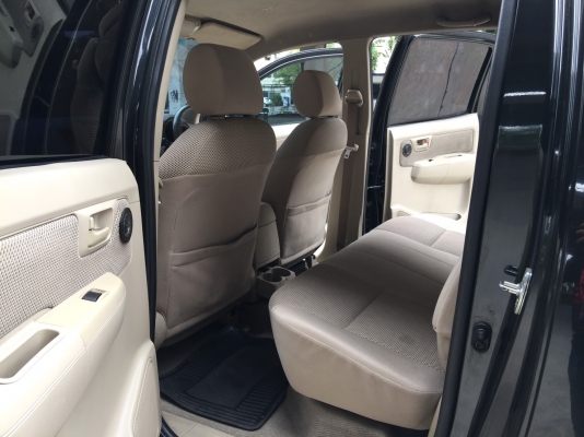 2008 TOYOTA HILUX VIGO 3.0E PRERUNNER รถสวยจัด หน้า หลังเดิมๆ 4 ประตู