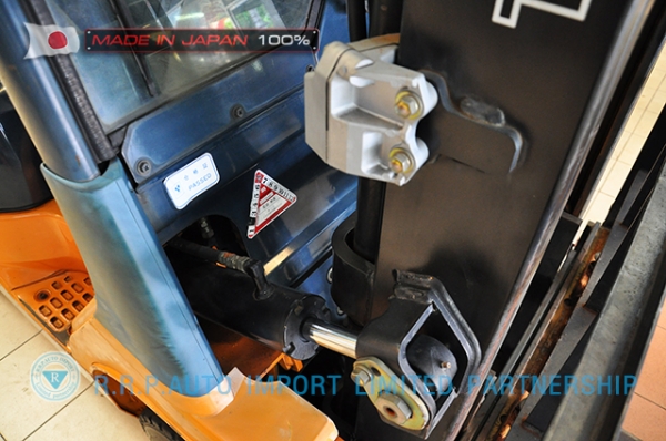 ขายรถโฟล์คลิฟท์มือสอง TOYOTA รุ่น 7FG15-17176 ราคา 185,000 บาท นำเข้าจากประเทศญี่ปุ่น 100\% ไม่เคยใช้งานในไทย