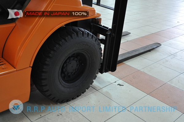 ขายรถโฟล์คลิฟท์มือสอง TOYOTA รุ่น 7FG15-17176 ราคา 185,000 บาท นำเข้าจากประเทศญี่ปุ่น 100\% ไม่เคยใช้งานในไทย