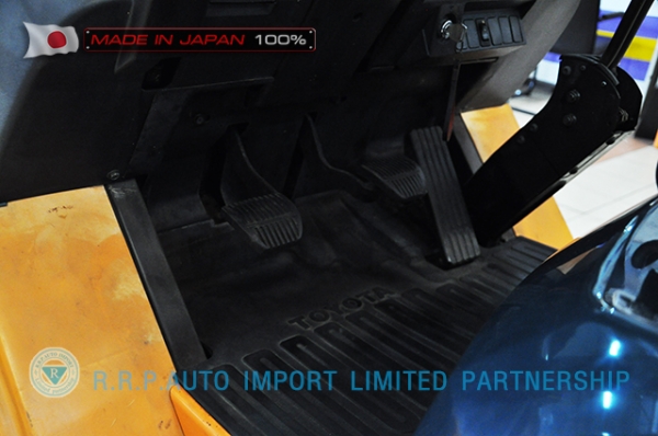 ขายรถโฟล์คลิฟท์มือสอง TOYOTA รุ่น 7FG15-17176 ราคา 185,000 บาท นำเข้าจากประเทศญี่ปุ่น 100\% ไม่เคยใช้งานในไทย