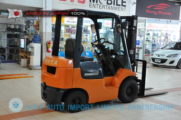 ขายรถโฟล์คลิฟท์มือสอง TOYOTA รุ่น 7FG15-17176 ราคา 185,000 บาท นำเข้าจากประเทศญี่ปุ่น 100\% ไม่เคยใช้งานในไทย