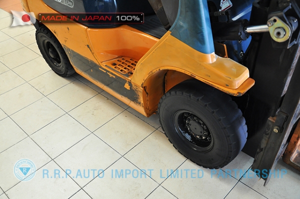 ขายรถโฟล์คลิฟท์มือสอง TOYOTA รุ่น 7FG15-17176 ราคา 185,000 บาท นำเข้าจากประเทศญี่ปุ่น 100\% ไม่เคยใช้งานในไทย