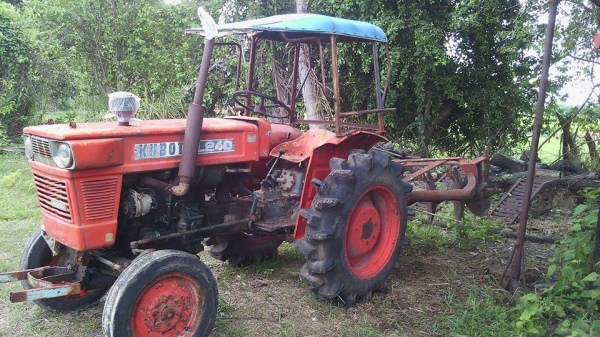 ลดด่วนๆๆเฉพาะวันนี้วันเดียว 29,000 บาท งดต่อรอง ขาย คูโบต้า 24 แรง พร้อมหาง ผานพรวน 5 ไวๆๆนะครับ ต่อรองได้ อยากขาย