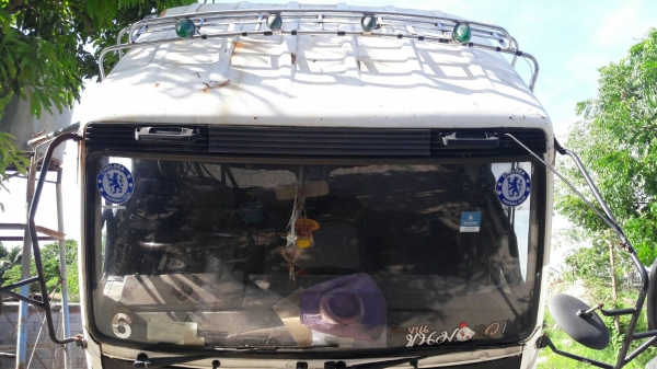 ขาย10ล้อมิตรซู2เพลา TF หัวคัดชี( เกียรอีตัน)